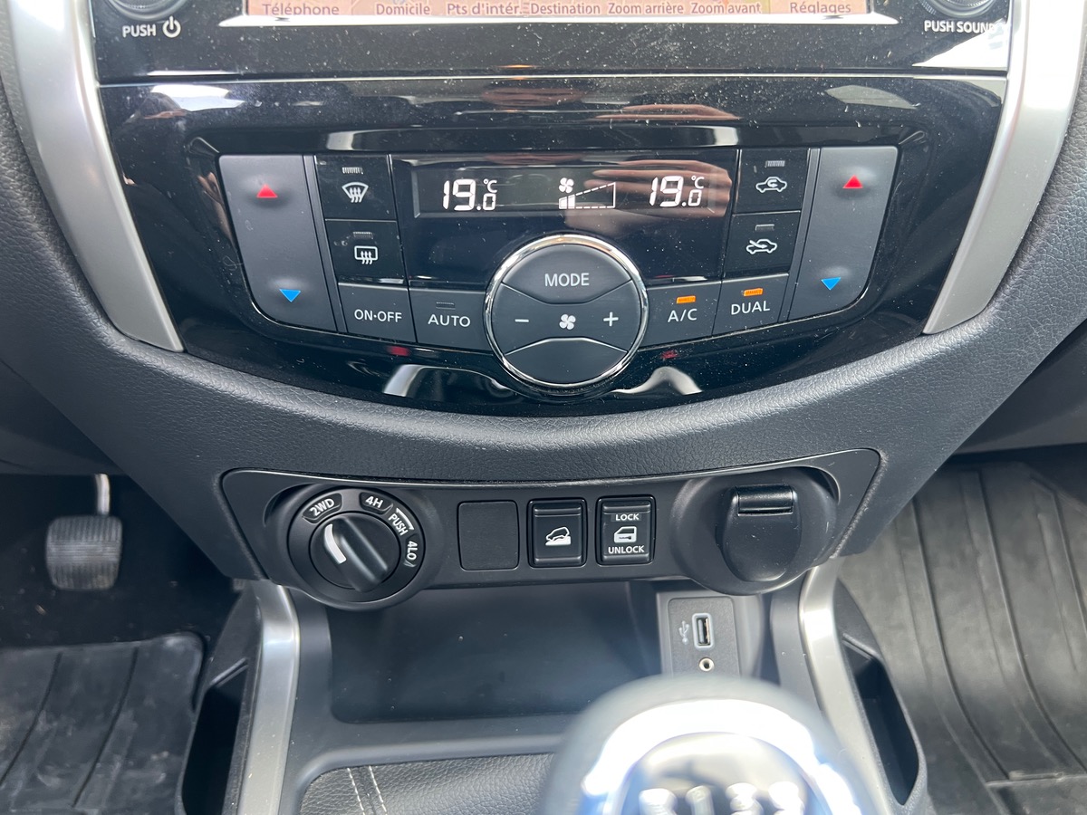 Nissan NISSAN NAVARA 2.3L KING CAB 163ch, SUIVI COMPLET, GARANTIE CONSTRUCTEUR
