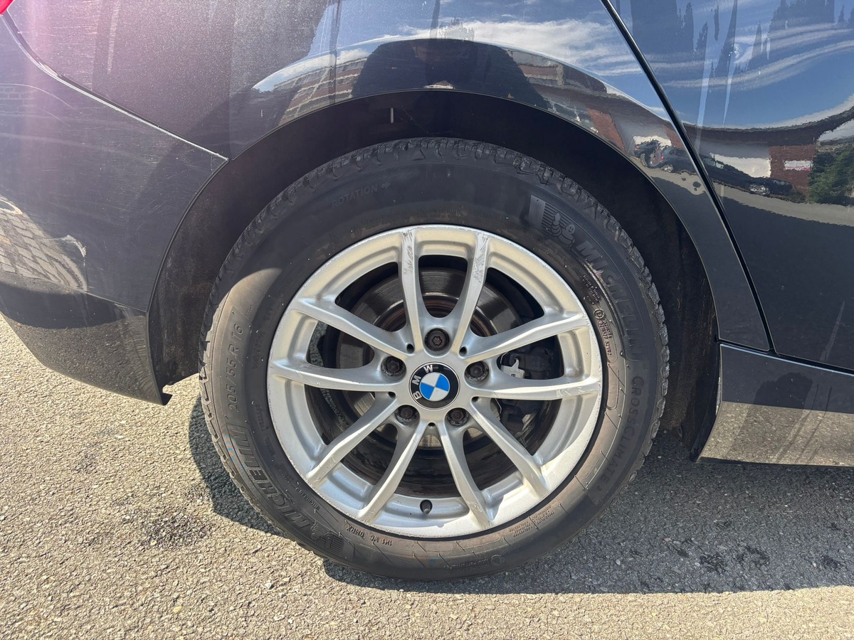 Bmw Série 1 F20 5 Portes 116D LOUNGE BVA6 - Révisée