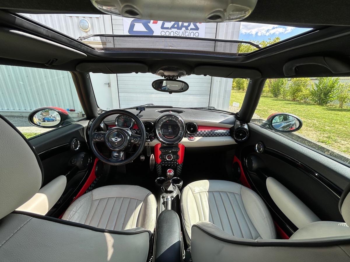 Mini Mini Cooper JCW 1.6 211