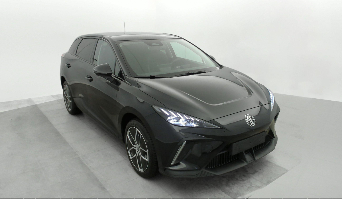 MG MG4 ELECTRIC 77KWH - 180 KW 2WD LUXURY  Prix catalogue  41 640,00 € TTC
