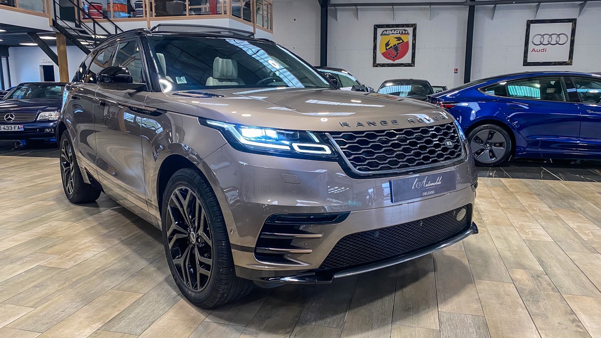 Land-Rover RR VELAR 2.0 D240 240 SE R-DYNAMIC