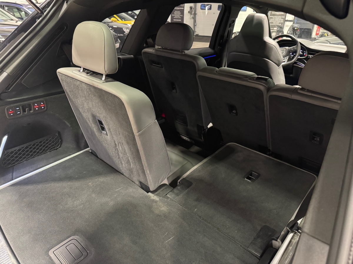 Audi SQ7 4.0 V8 TDI 435ch Quattro 7 places / Bose / 3D Surround View / HU/ Attelage