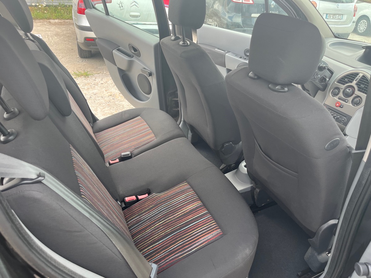 RENAULT Modus 1.5 dci 153036 KM