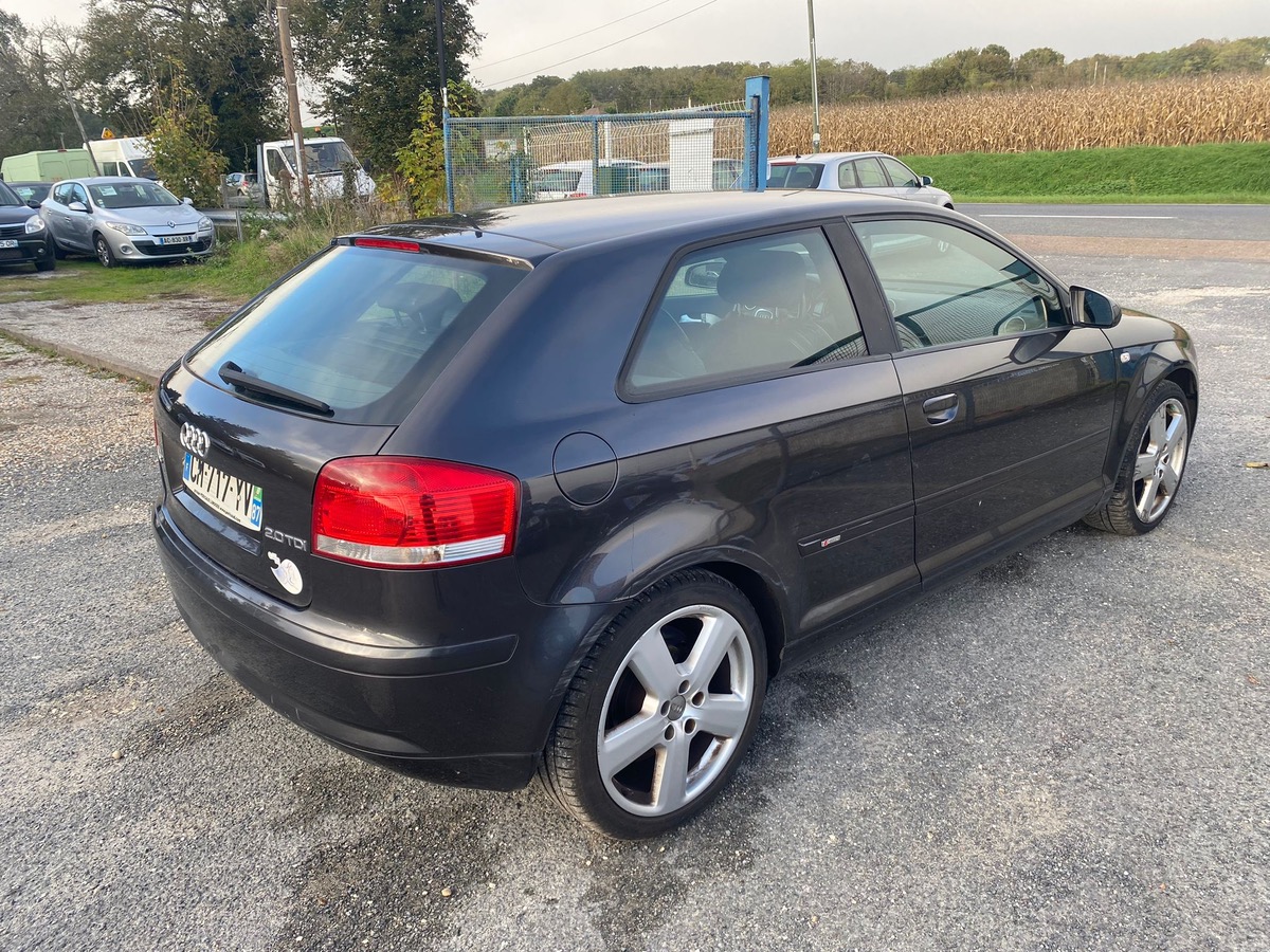 Audi A3 2.0 tdi 140cv S LINE 188000km boite auto + palette au volant 