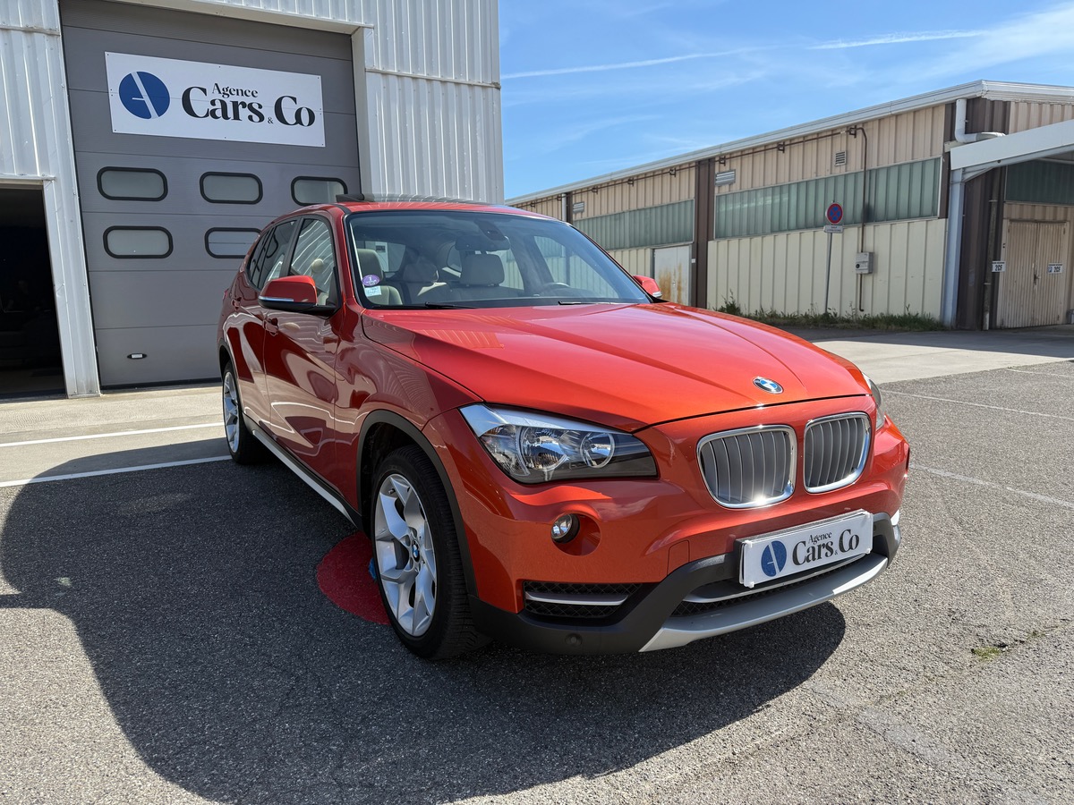 Bmw X1 20i 2L  184 X-Drive boite 8  X-line, Toit ouvrant, Sièges chauffants, Suivi complet