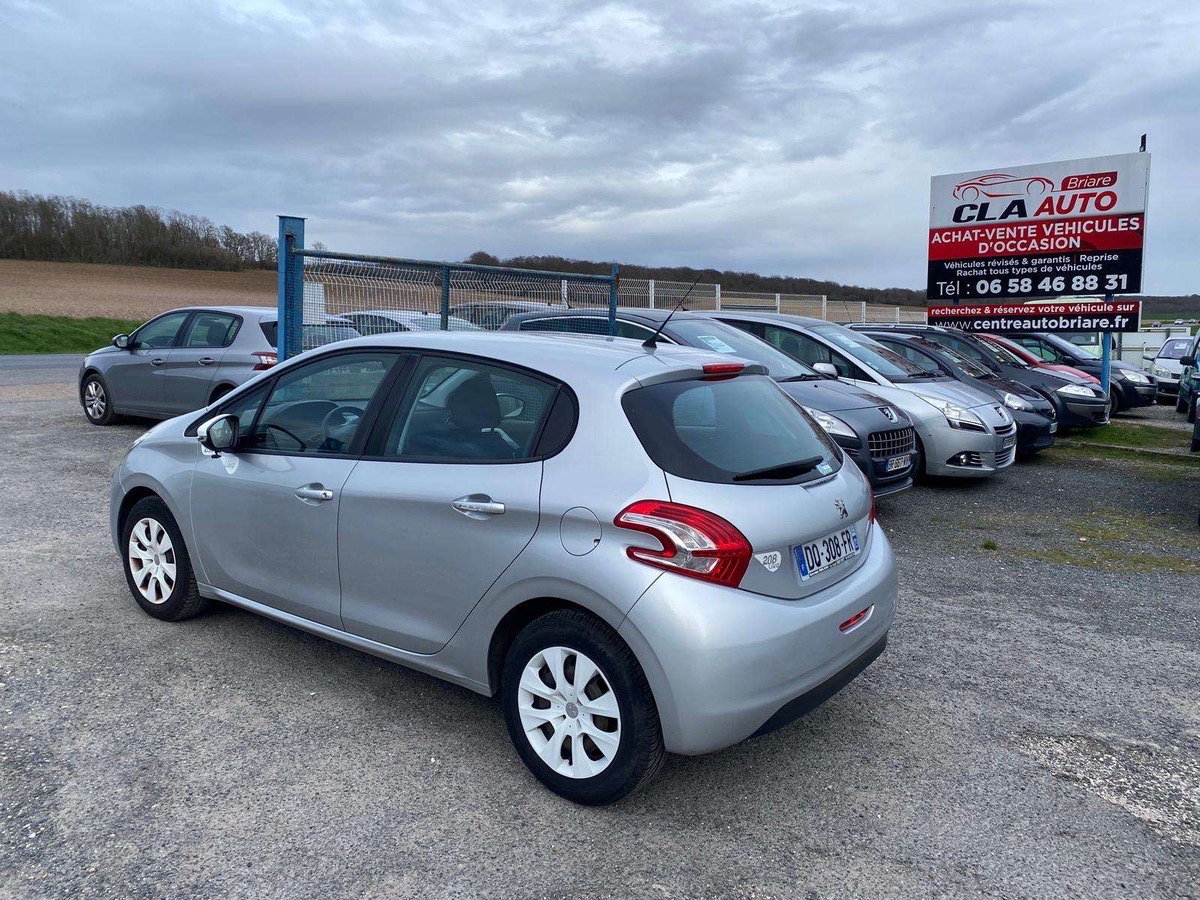 Peugeot 208 1.0 vti 70cv like 95008kms kit de distribution Neuf 