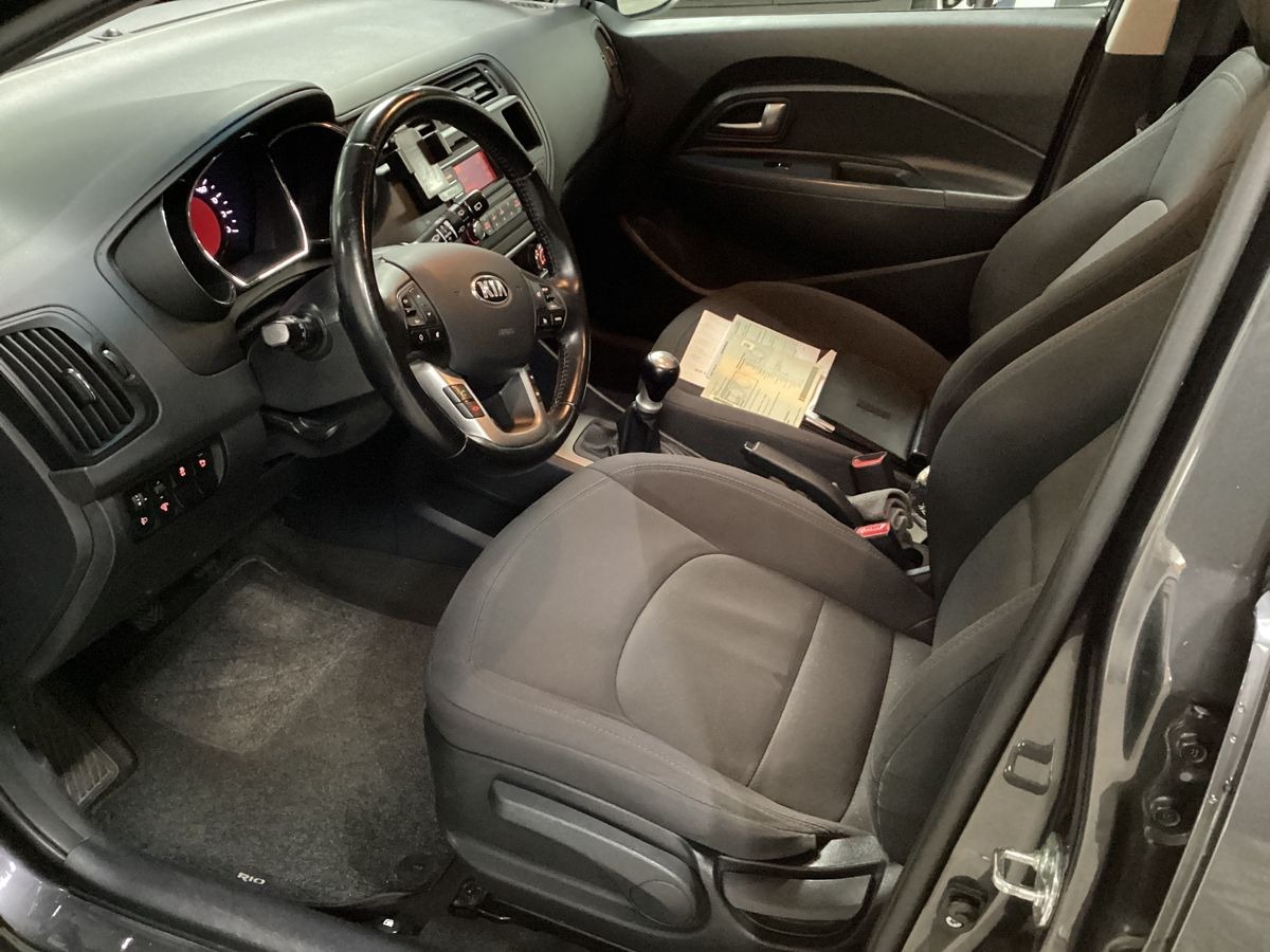 Kia Rio 1.2i 85