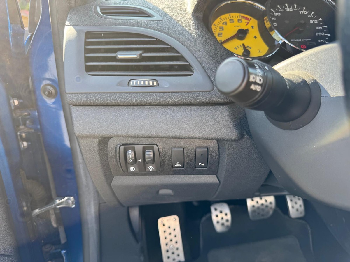 RENAULT Megane III RS 2.0 250 phase 1 Bleue extrême - Garantie