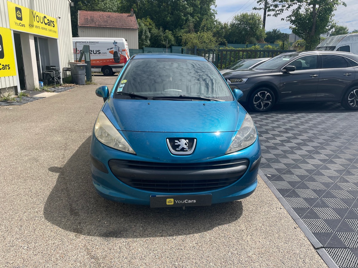 Peugeot 207 1.4 90 CV IDEAL JEUNE PERMIS - CLIMATISATION - POSTE BLUETOOTH - REGULATEUR DE VITESSE