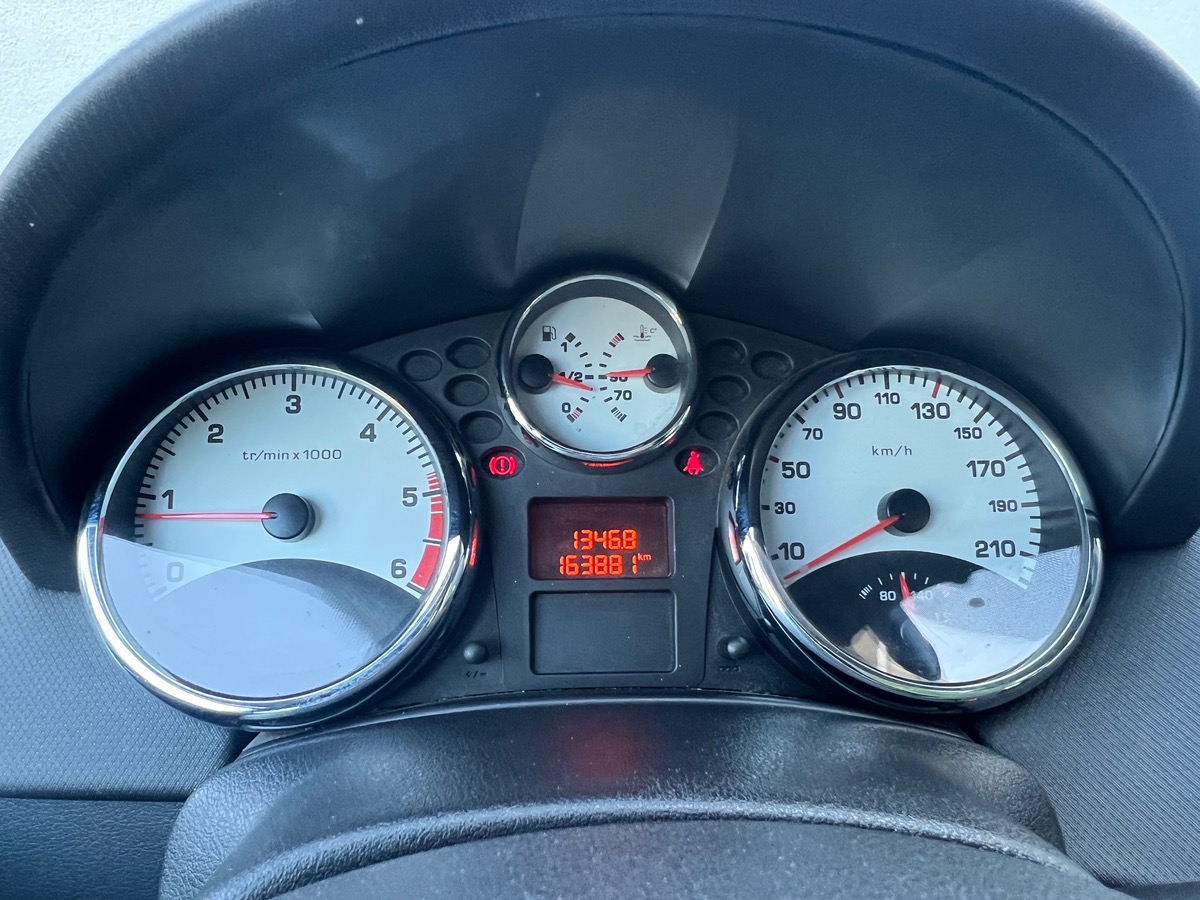 Peugeot 207 SW 1.6 HDI 90
