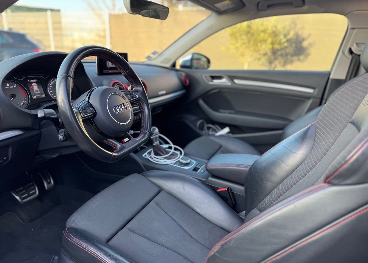 Audi S3 III (2) 2.0 TFSI 300 QUATTRO S TRONIC 7