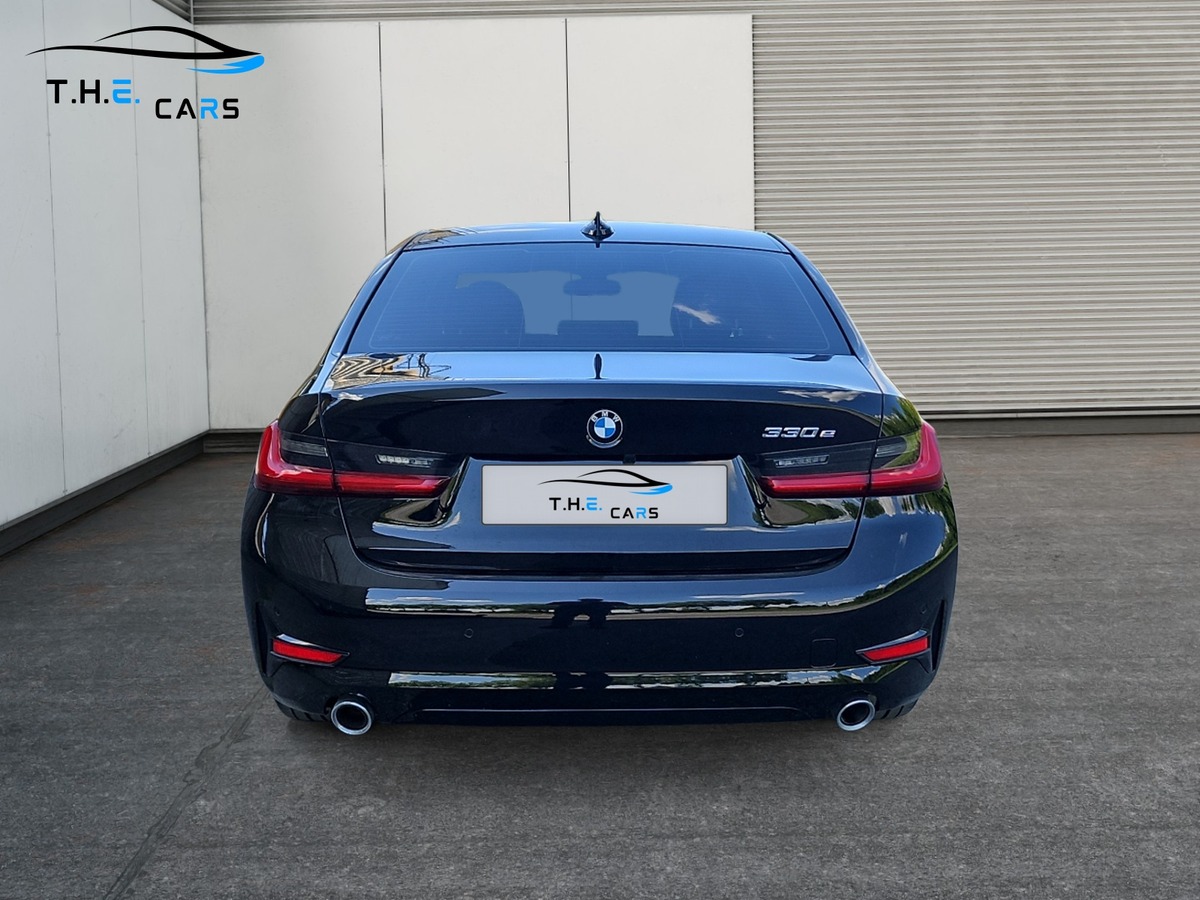 Bmw Série 3 330E SPORTLINE - GARANTIE 12 MOIS
