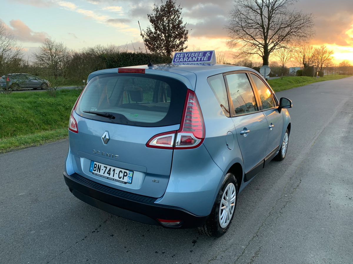 RENAULT Megane scenic 1.5 dci 105CV 158172km