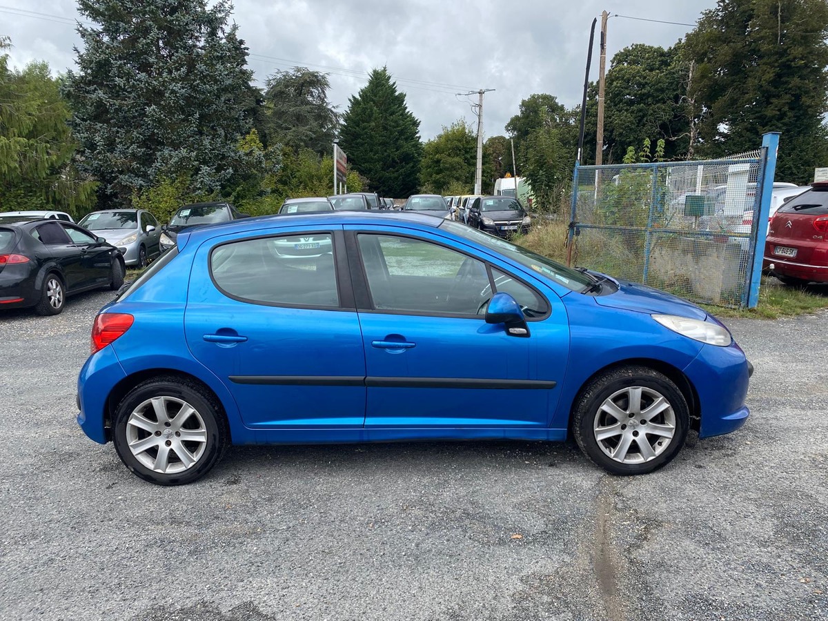 Peugeot 207 1.6 hdi 90cv kit de distribution neuf 234002km