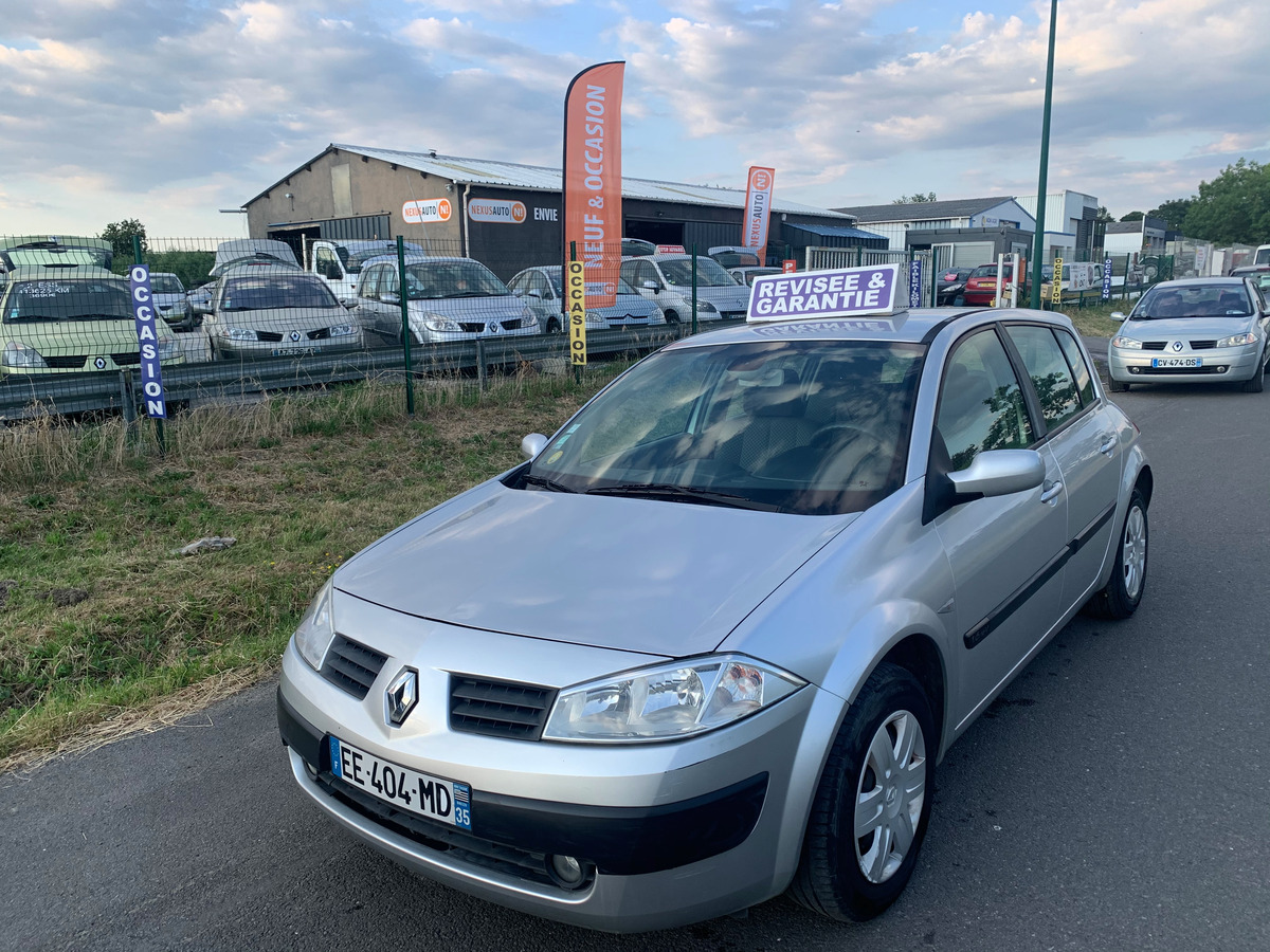 RENAULT Megane mégane 1.6i 115CV 104769KM