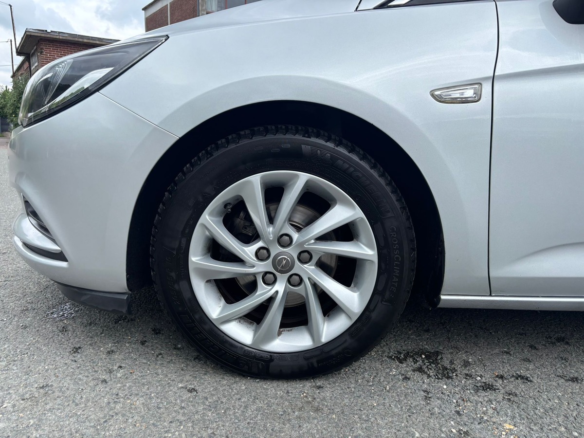 Opel Astra 1.4 SIDI 150CH TURBO INNOVATION BVA