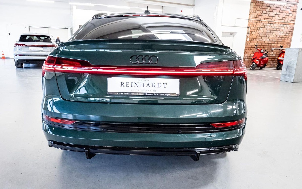 Audi e-tron Sportback 55 408ch S Line e-quattro Toit ouvrant