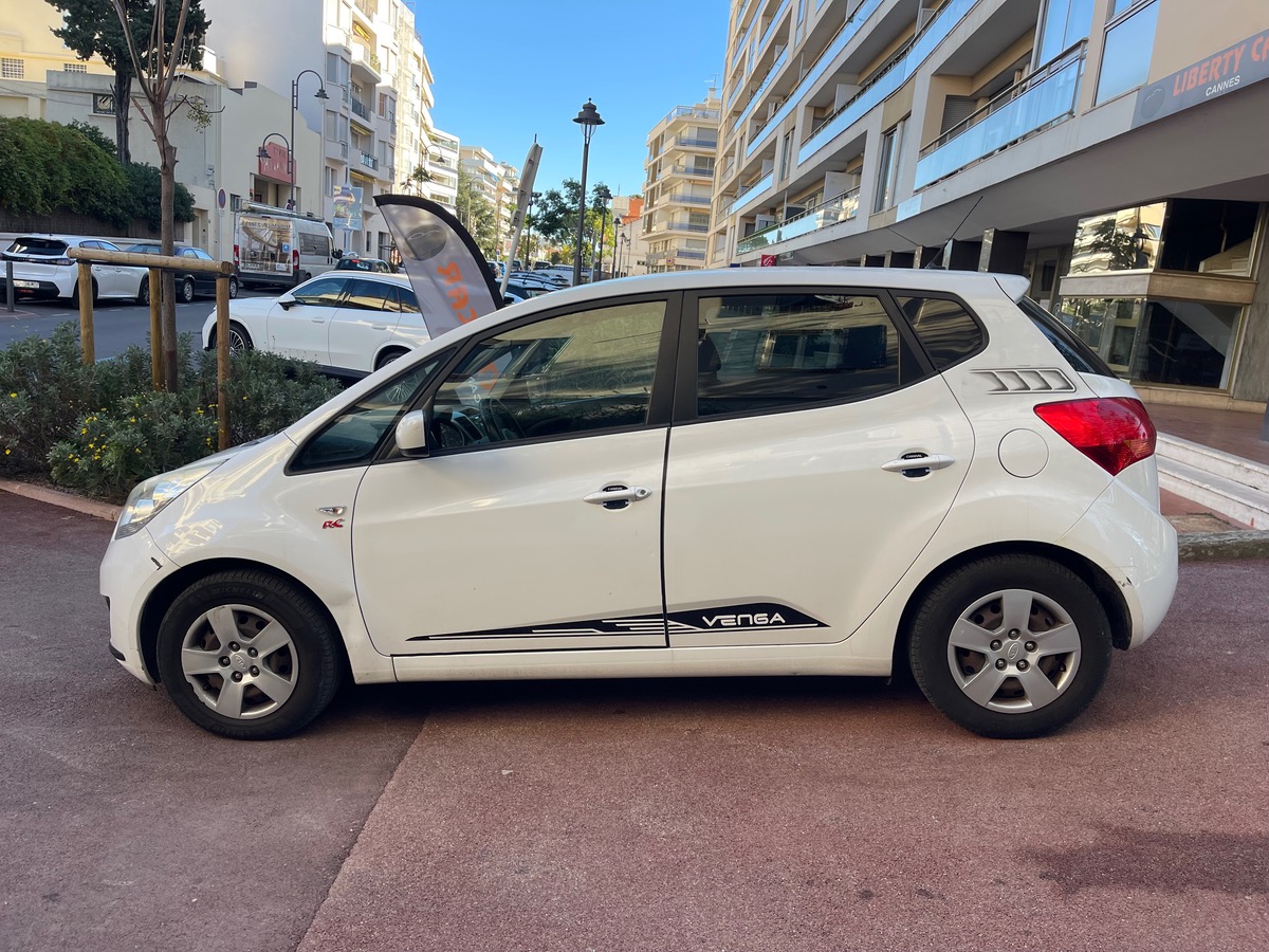 Kia Venga 1.4 crdi 90 cv / 5 Portes / Radar Arrière /