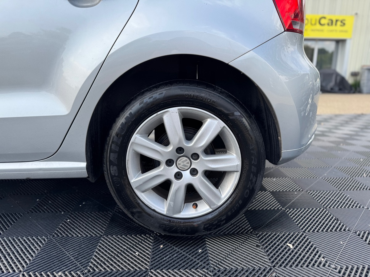 Volkswagen Polo V 5 1.2 TDI 75 cv - IDEAL JEUNE PERMIS - BLUETOOTH  - RADAR DE RECUL