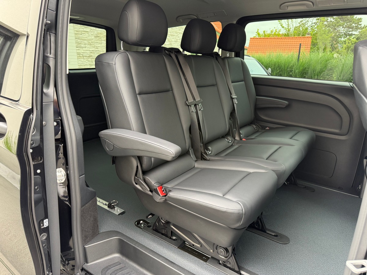 Mercedes Benz VITO 119 CDI MIXTO LONG SELECT 5 PLACES 4X4 / TVA / 43 KMS