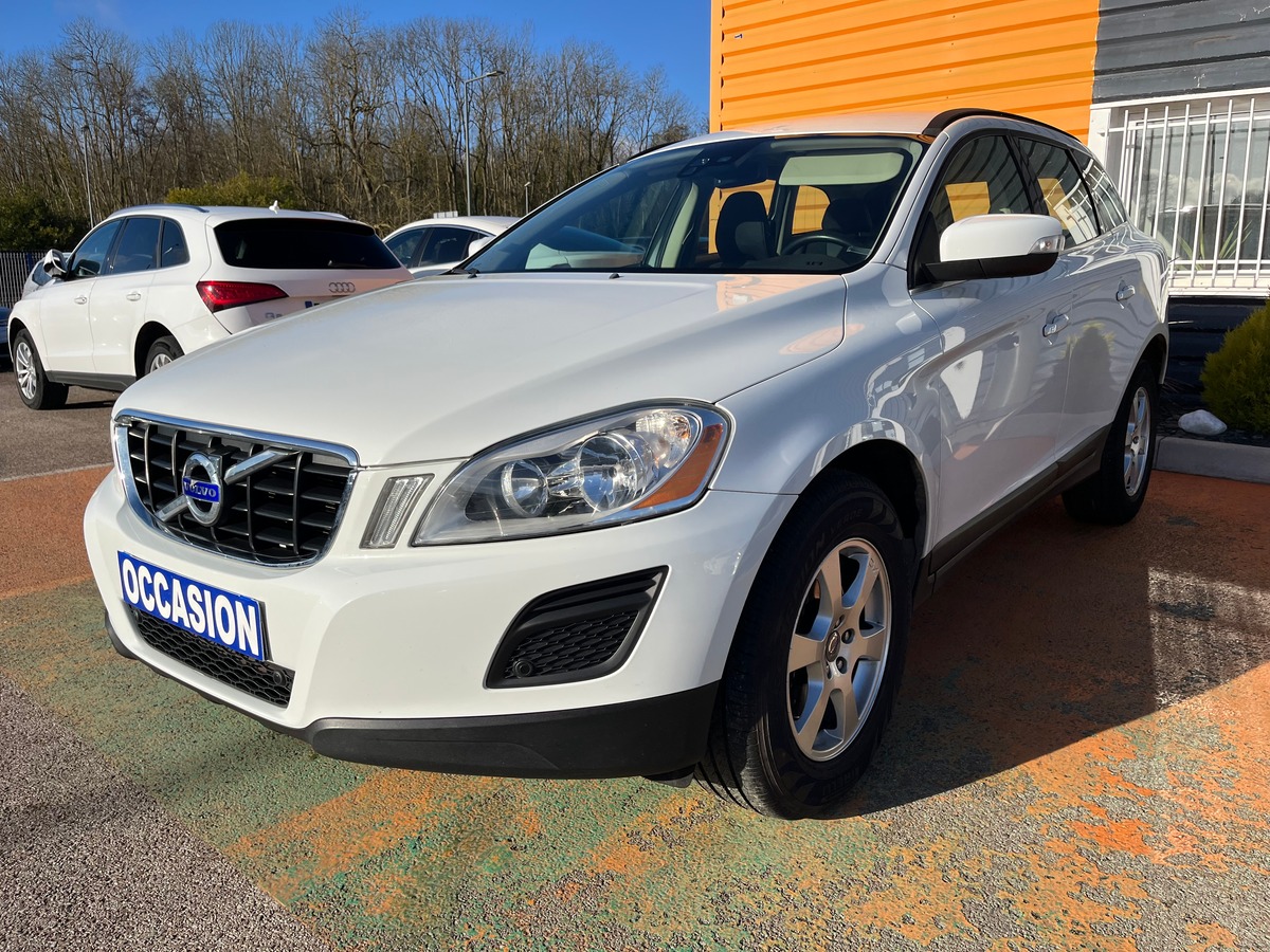 Volvo XC60 I FWD D3 Drive 2.0 TDi 163 ch