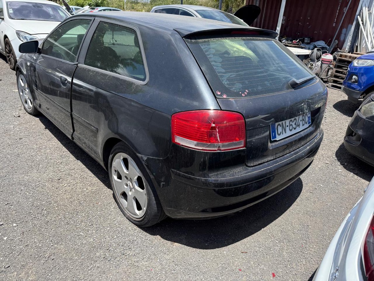 Audi A3 2.0 TDI VENDU EN ETAT MOTEUR HS SPORT AUTO 
