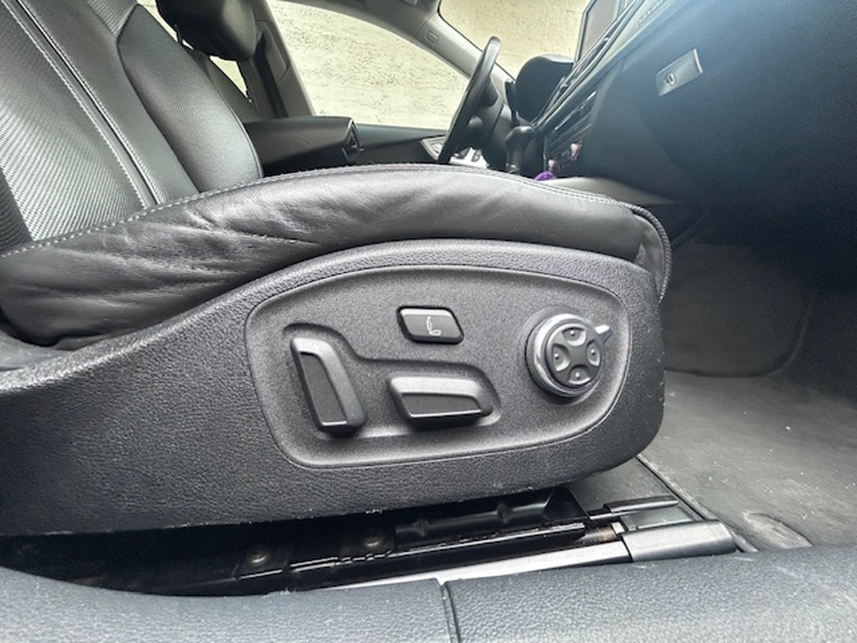 Audi A7 AUDI A7 3L TDI - 245CV- AVUS