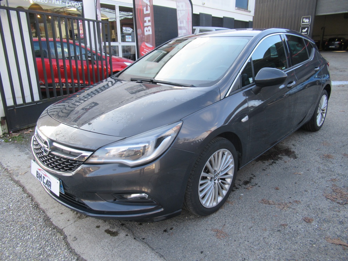 Image: Opel Astra INNOVATION 1.6 CDTI 136 CV