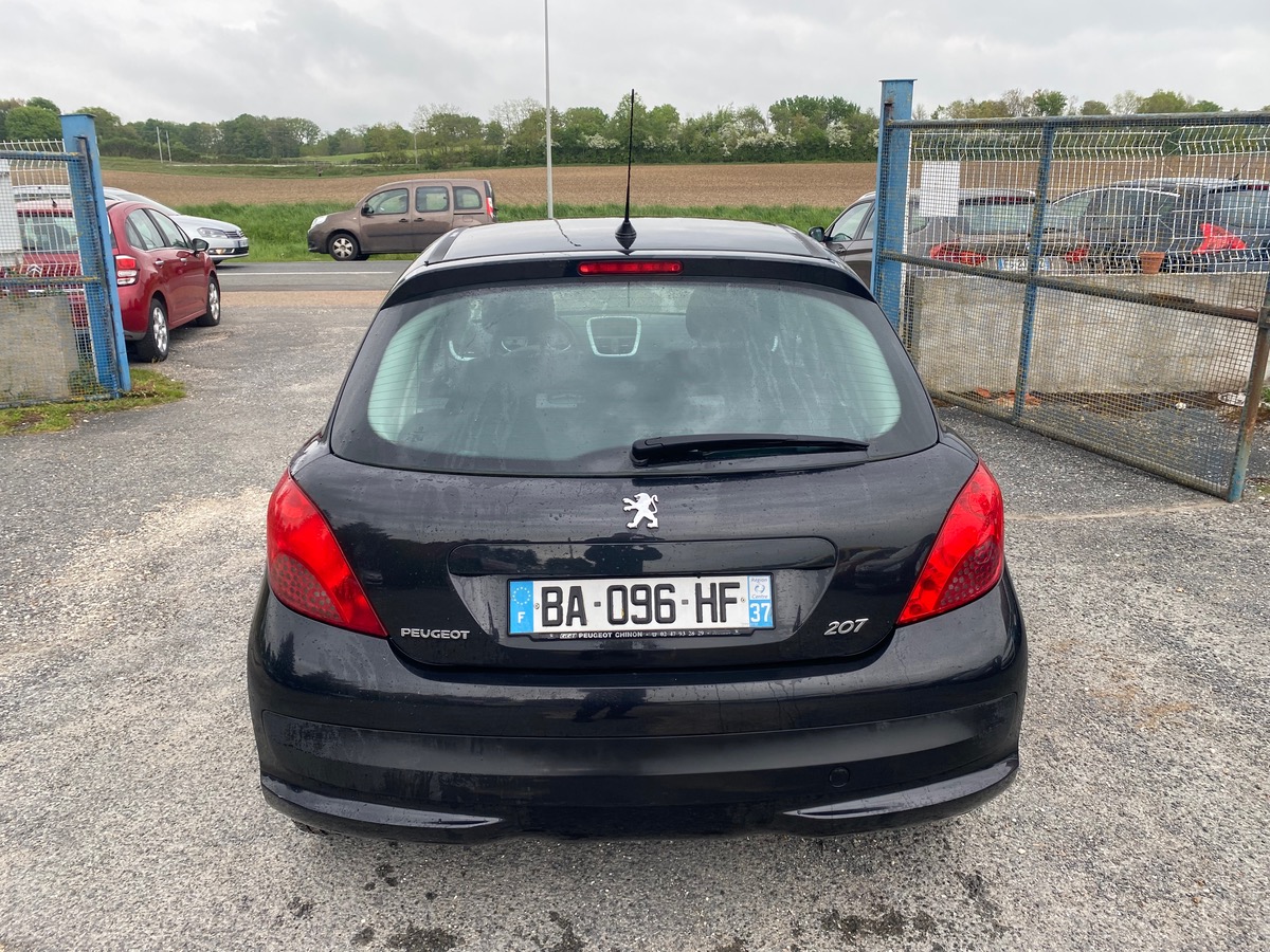 Peugeot 207 1.4 hdi 70cv 156000km urban
