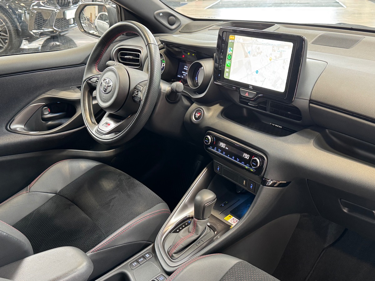 Toyota Yaris 1.5 VVTI 116CV GR SPORT JBL/ HUD 1ERE MAIN