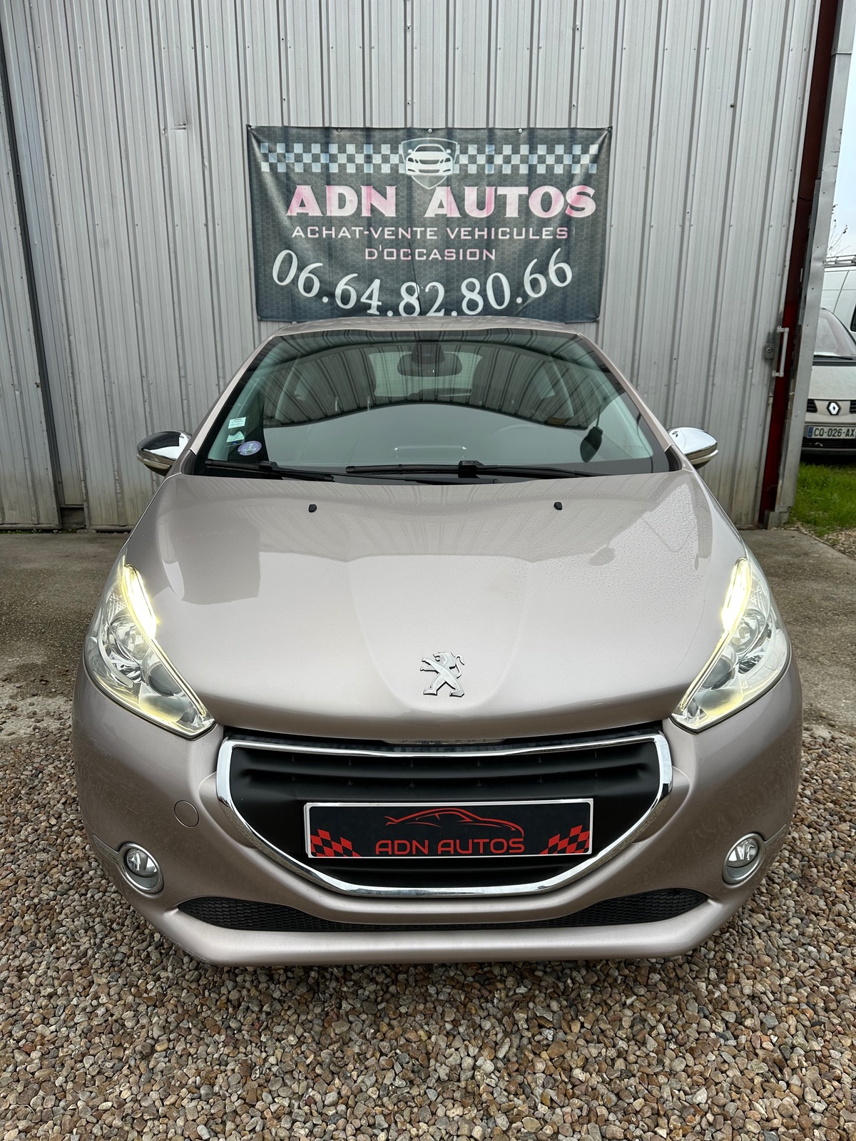 Peugeot 208 ALLURE 1.2 VTI 82CVX GPS