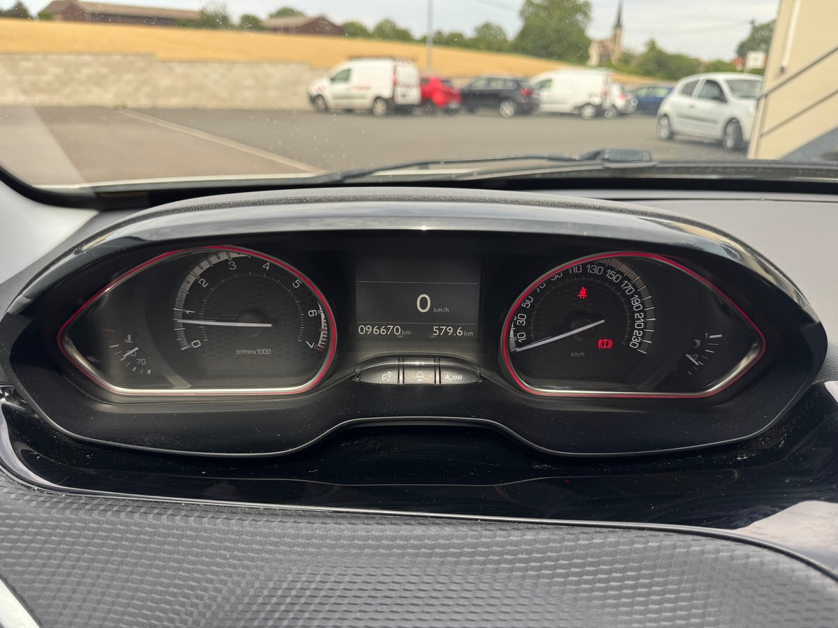 Peugeot 2008 Gt line 1.2 S&S 110 cv - Distribution OK