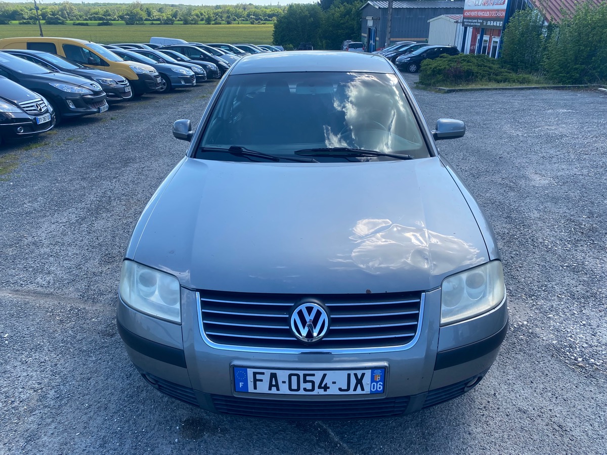 Volkswagen Passat 1.9 TDI 130CV