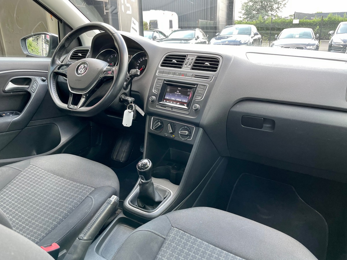 Volkswagen Polo V 2 1.2 TSI BlueMotion 90 Lounge b