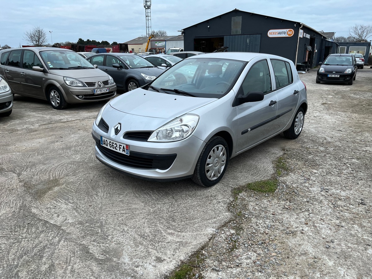 RENAULT Clio 1.5 dci