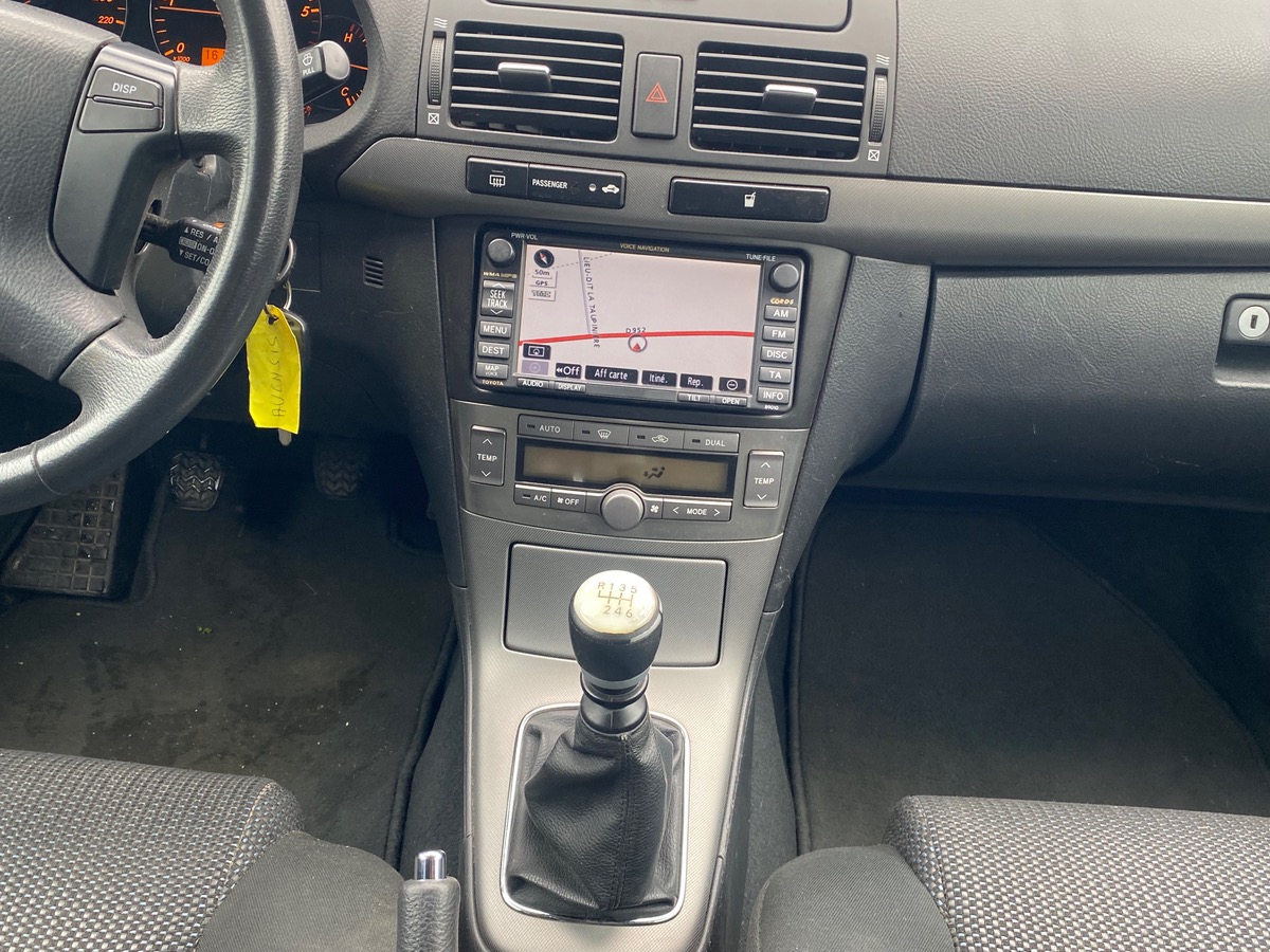 Toyota Avensis 2.2 d4d 150cv