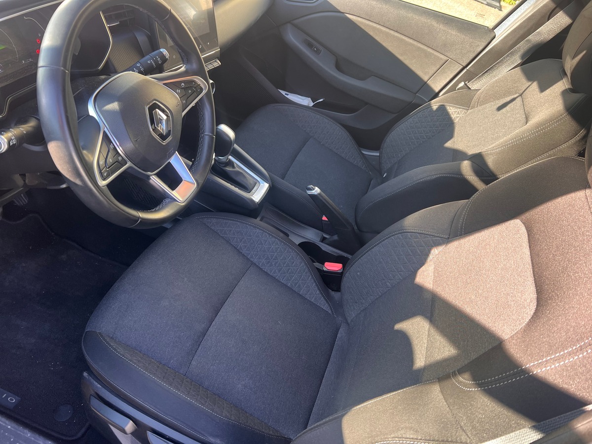 RENAULT Clio V E-TECH 1.6 i 140 Hybrid Boîte auto - ENTRETIEN A JOUR - RADAR DE RECUL - CARPLAY