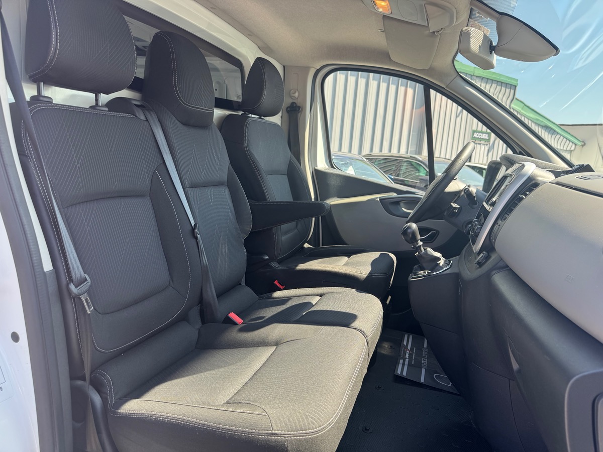 RENAULT Trafic L1H1 1.6 DCI 125CH GRAND CONFORT VITRE / PRIX HT