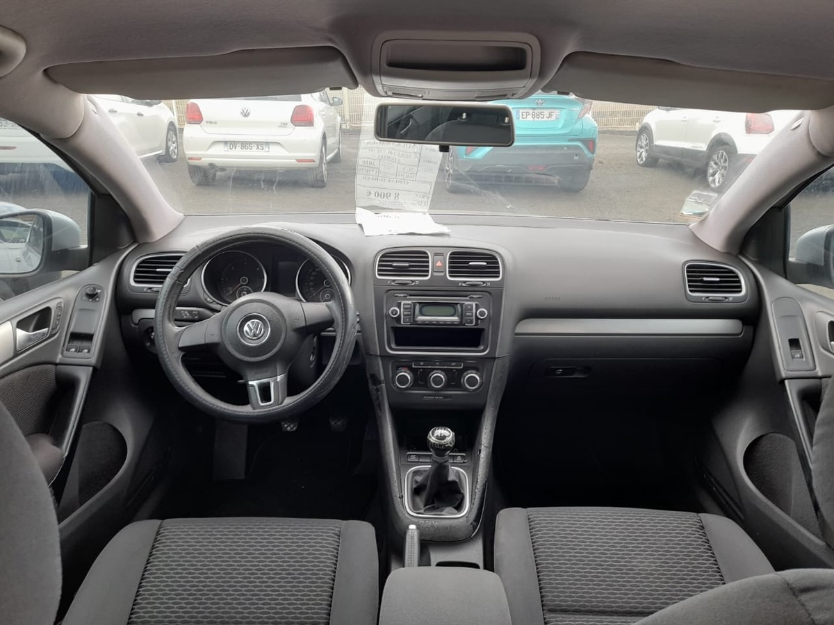 Volkswagen Golf 1.6 16v tdi cr fap bluemotion - 10