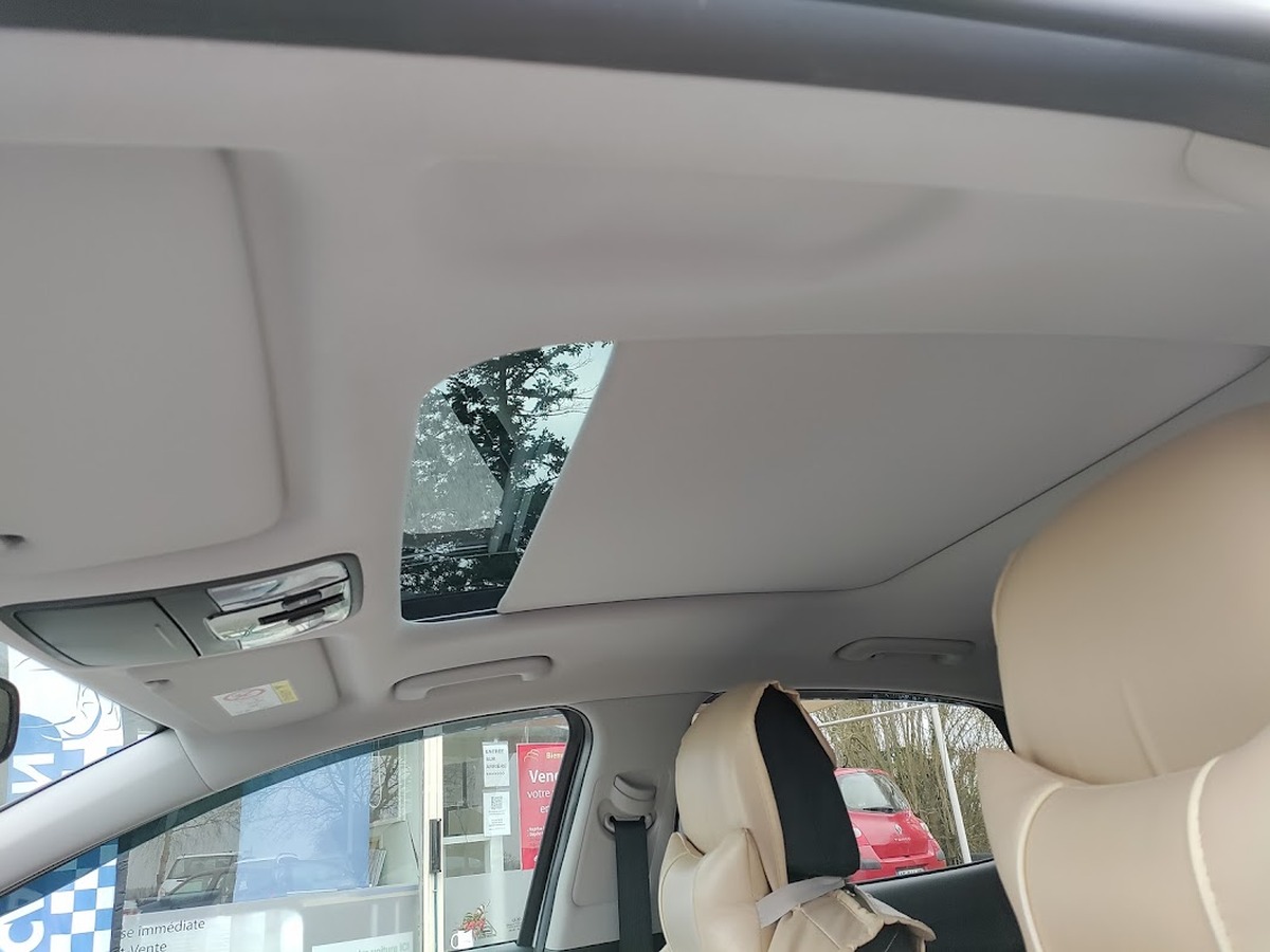 Kia XCeed 1.6 GDI HYBRID 105 PREMIUM