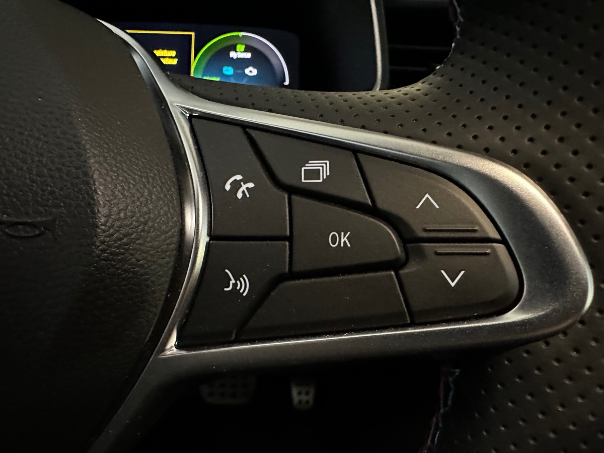 RENAULT Clio Phase 2 E-TECH ESPRIT ALPINE 1.6 i 16V GPF 145 Hybrid