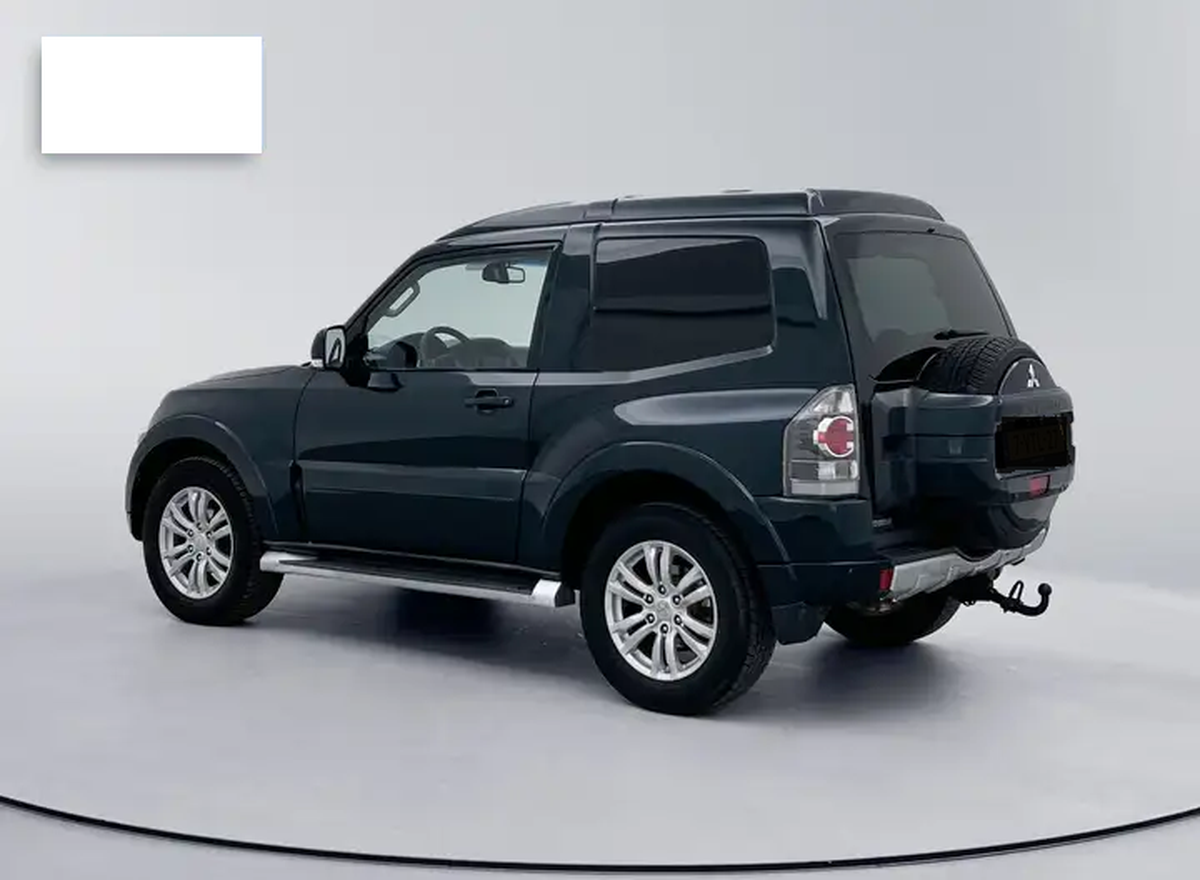 Mitsubishi Pajero 3.2 DI-D Instyle 2 places