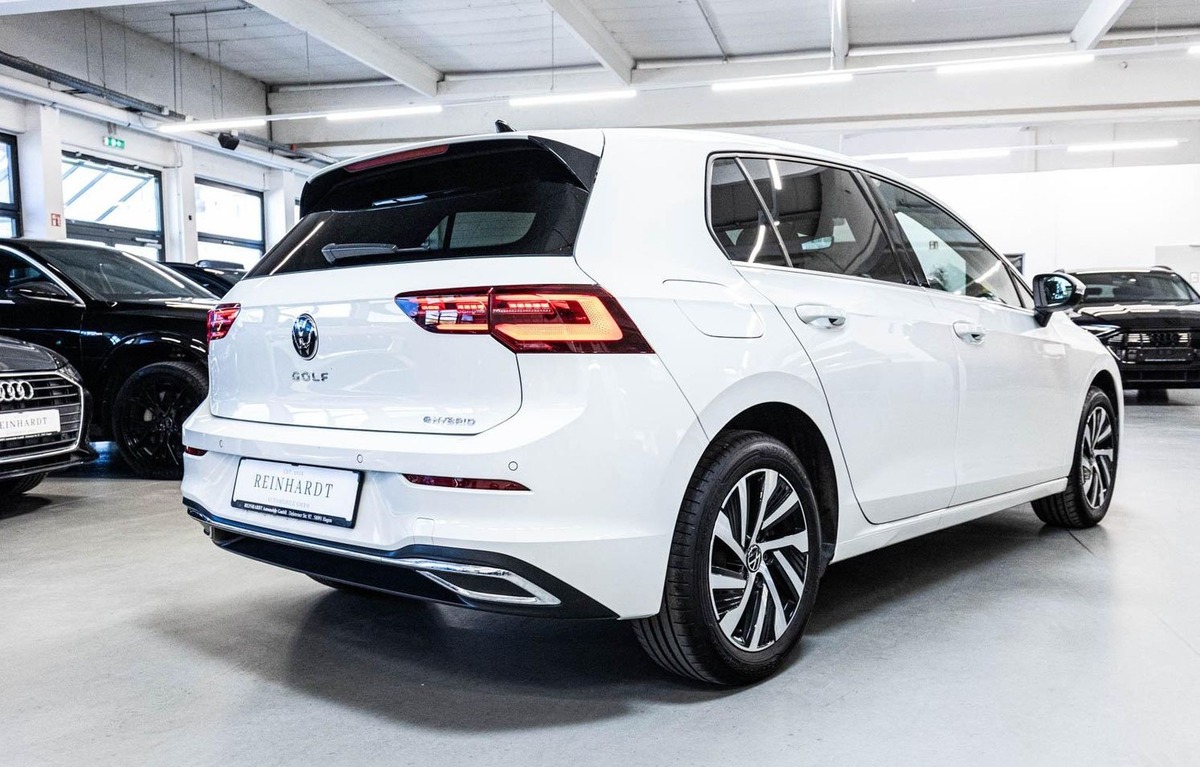 Volkswagen Golf VIII 1.4 eHybrid OPF 204ch Style DSG6