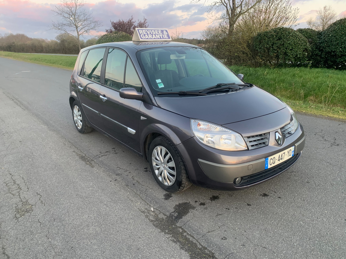 RENAULT Megane scenic 1.9 dci - 125ch 205016km