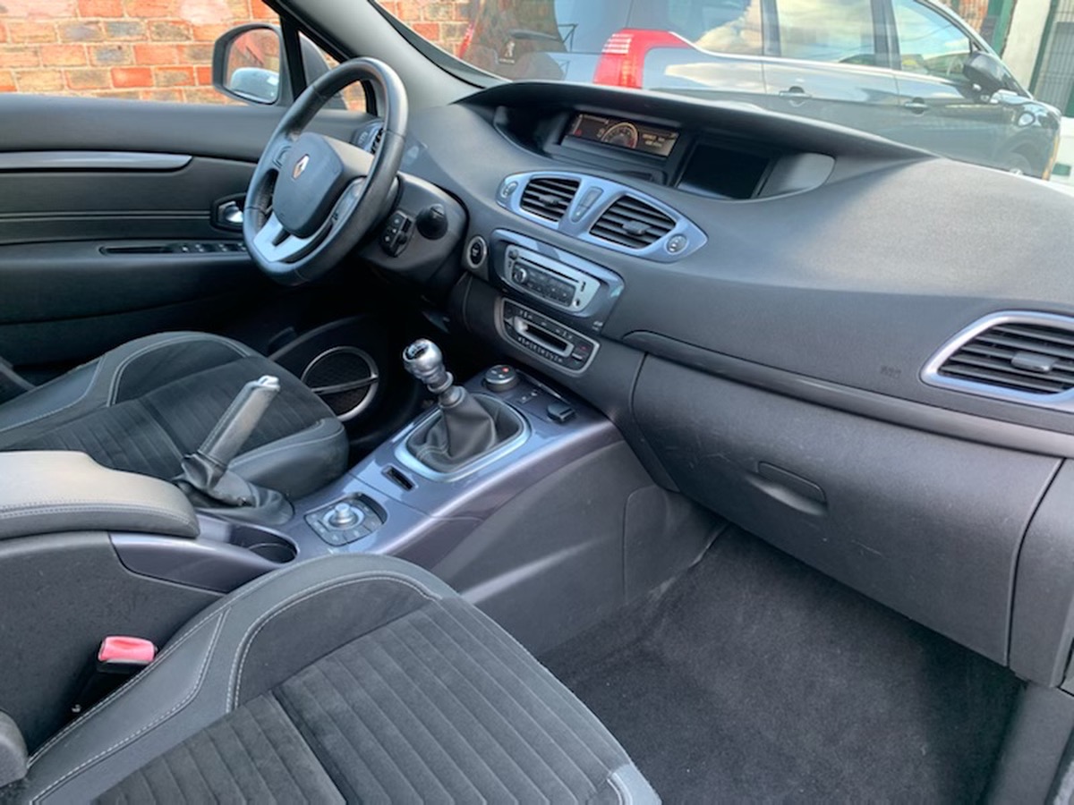 RENAULT Scenic XMOD 1.5 DCI 110 CV BOS 4X cartes