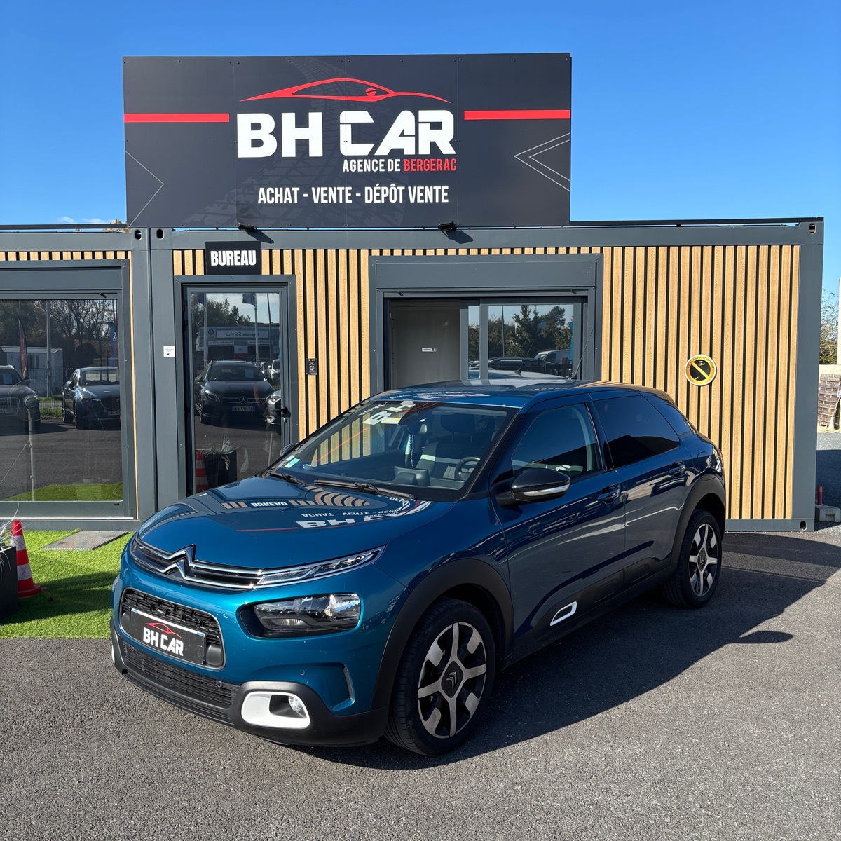 Image: Citroën C4 Cactus PureTech 130ch S&S Shine EAT6 CarPlay