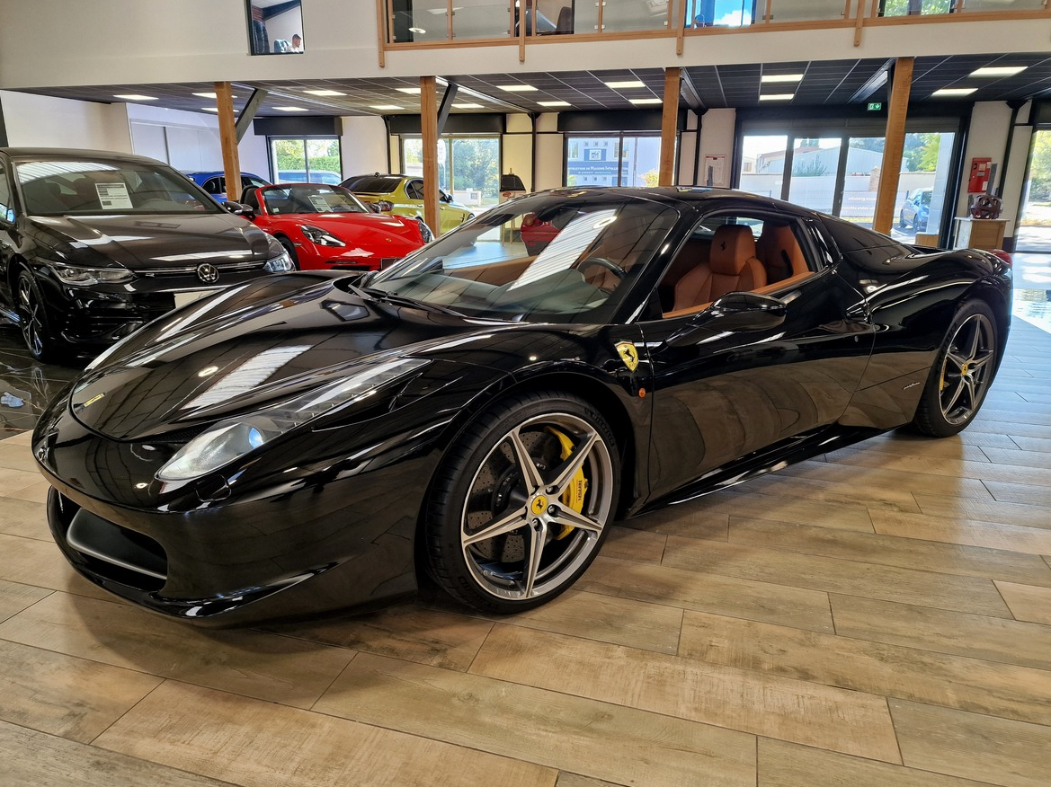 Ferrari 458 Spider V8 4.5 570 Française