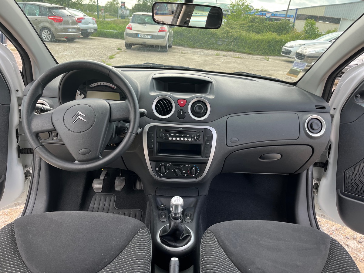 Citroën C2 1.1 8v 4812km 1er main