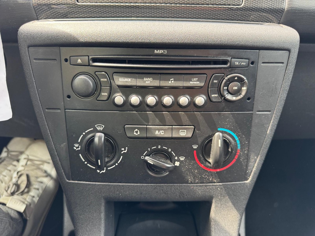 Citroën C4 1.6HDI 90-Finition Virgin Méga-Garantie