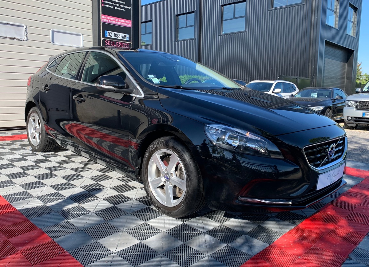 Volvo V40 II (2) D3 2.0 150 MOMENTUM BUSINESS f